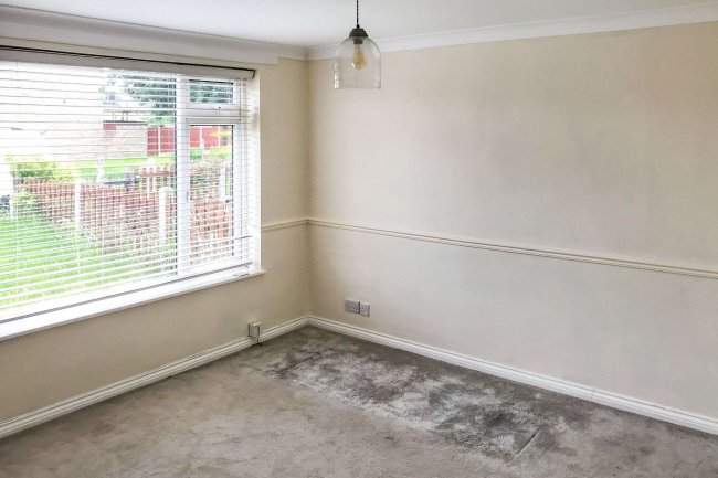 17 Lornes Close, Southend-on-Sea, Essex, SS2 4PX 6