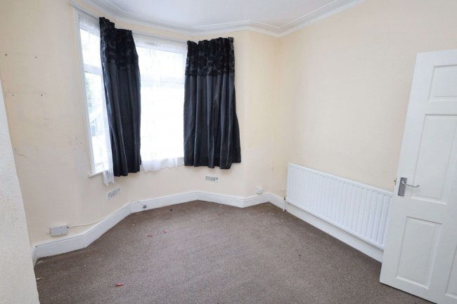 49 Dockland Street, Canning Town, E16 2JE 6