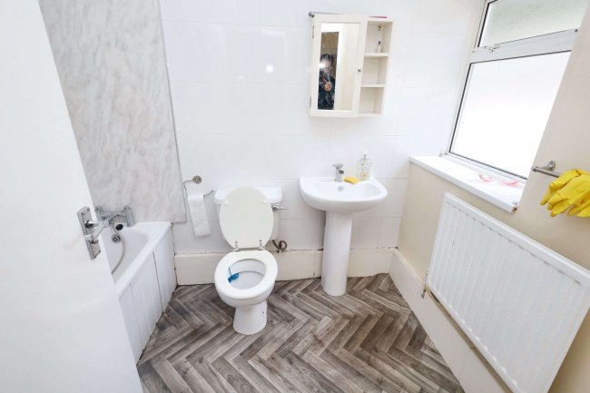 49 Dockland Street, Canning Town, E16 2JE 6