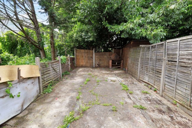 49 Dockland Street, Canning Town, E16 2JE 6