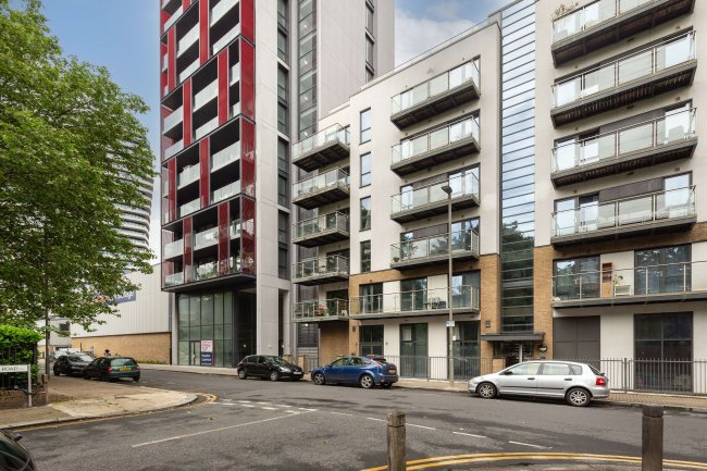 Flat 8, 24 Gwynne Road, Battersea, London, SW11 3GL 3