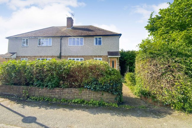 54 Taunton Lane, Coulsdon, CR5 1SF 9