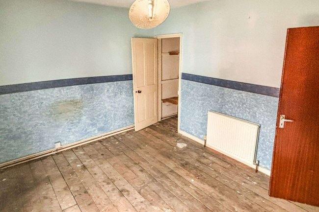 84 India Road, Gloucester, Gloucestershire, GL1 4DL 6