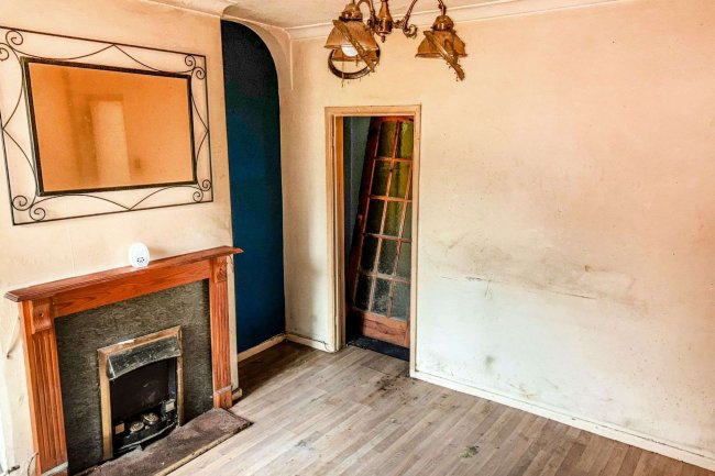 84 India Road, Gloucester, Gloucestershire, GL1 4DL 6