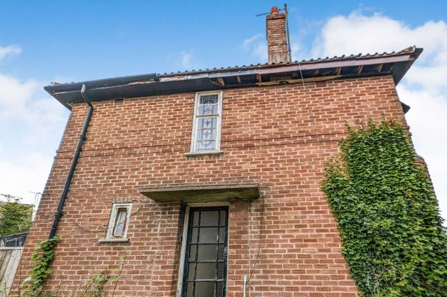 295 Findon Road, Findon Valley, Worthing, BN14 0HA 1