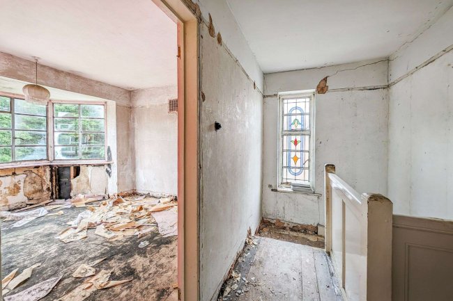 295 Findon Road, Findon Valley, Worthing, BN14 0HA 1