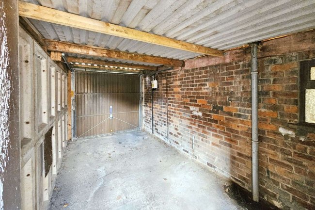 153 Manchester Road, Astley, M29 7FH 3