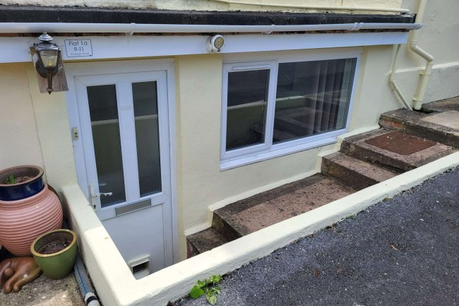 9 - 11 Elmsleigh Road, Paignton, Torbay, TQ4 5AX 3