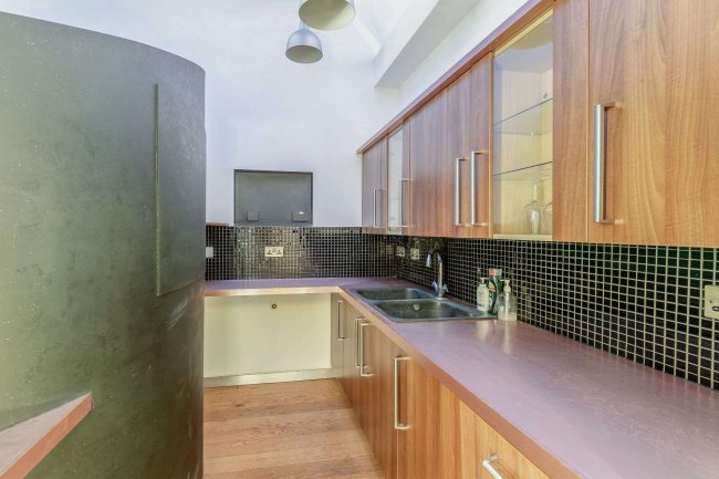 117 Burnham Road, Chingford, London, E4 8PA 1