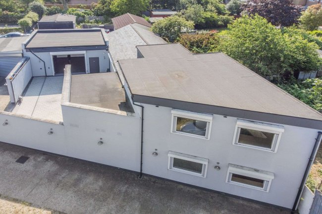 117 Burnham Road, Chingford, London, E4 8PA 1