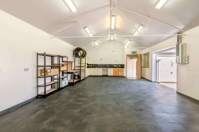 117 Burnham Road, Chingford, London, E4 8PA 1