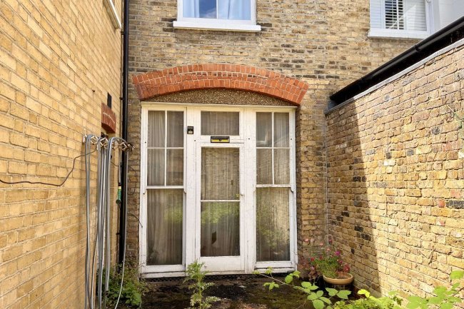 39 Erpingham Road, Putney, SW15 1BQ 3