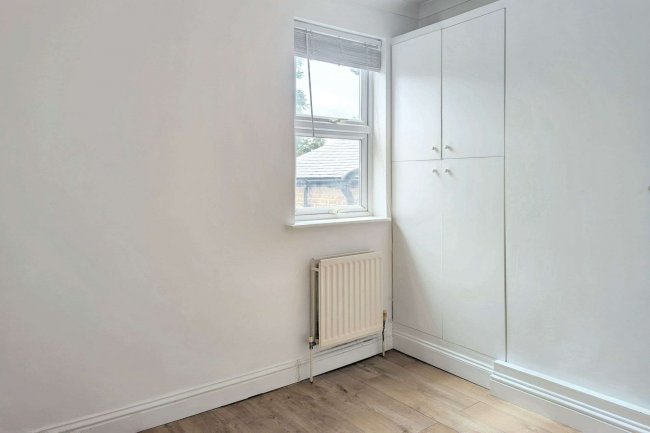 62 Cambria Road, London, SE5 9AS 2