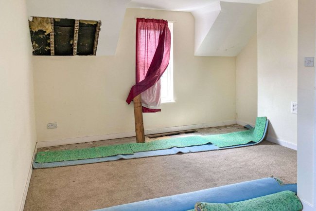 13 The Crescent, Cleator Moor, CA25 5QL 7