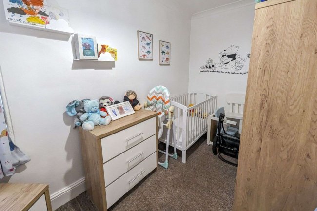 17/18 Merritt Road Paignton TQ3 3RW 3