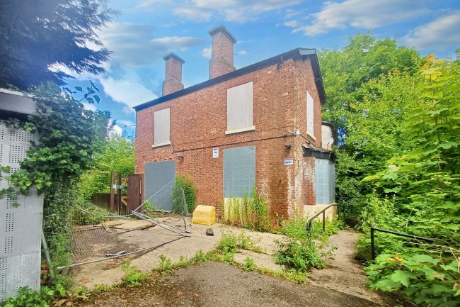 Hollybank, Highfield Road, Northwich, CW8 1EE 10