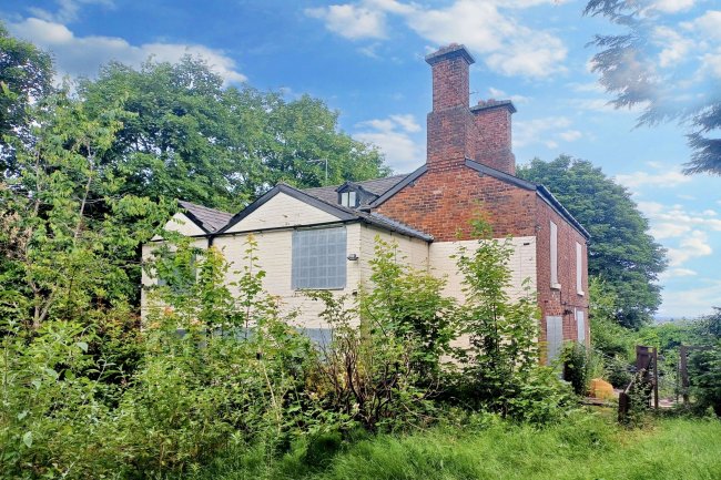 Hollybank, Highfield Road, Northwich, CW8 1EE 10