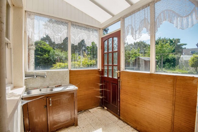 Burmax, Thorne Road, Hatfield, DN7 6EN 1