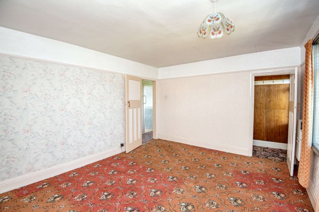 Burmax, Thorne Road, Hatfield, DN7 6EN 1