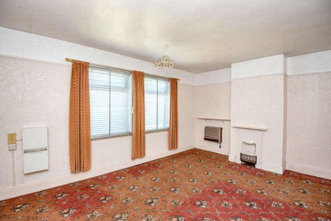 Burmax, Thorne Road, Hatfield, DN7 6EN 1