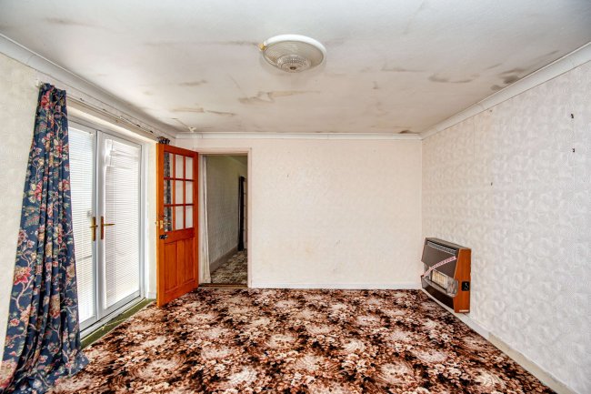 Burmax, Thorne Road, Hatfield, DN7 6EN 1