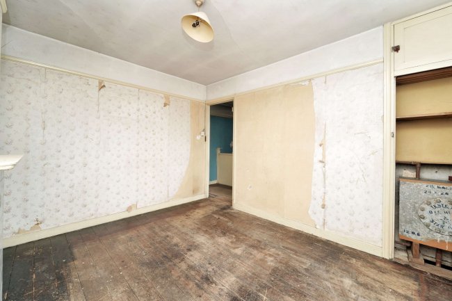 580 Bath Road, Taplow, Maidenhead SL6 0PE 6