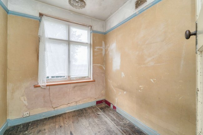 580 Bath Road, Taplow, Maidenhead SL6 0PE 6