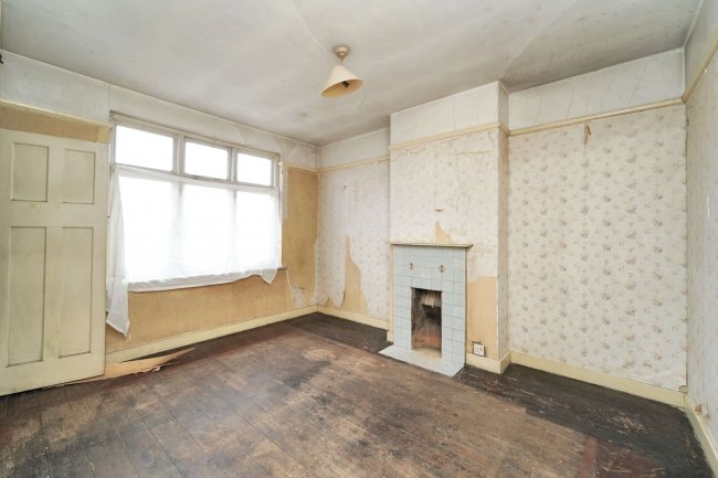 580 Bath Road, Taplow, Maidenhead SL6 0PE 6