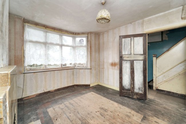 580 Bath Road, Taplow, Maidenhead SL6 0PE 6