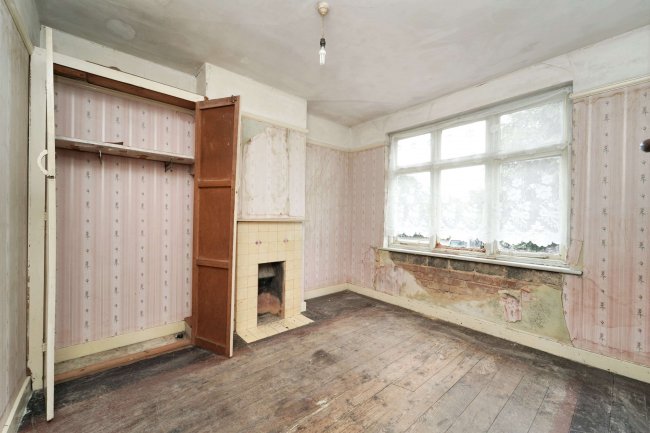 580 Bath Road, Taplow, Maidenhead SL6 0PE 6