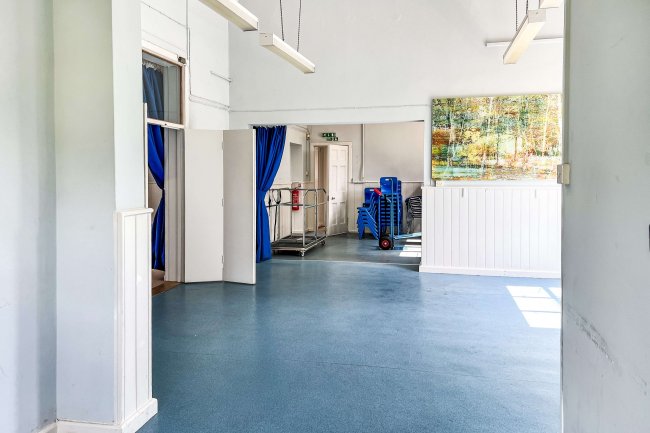 Pixham Annex, Pixham Lane, Dorking RH4 1PQ 5