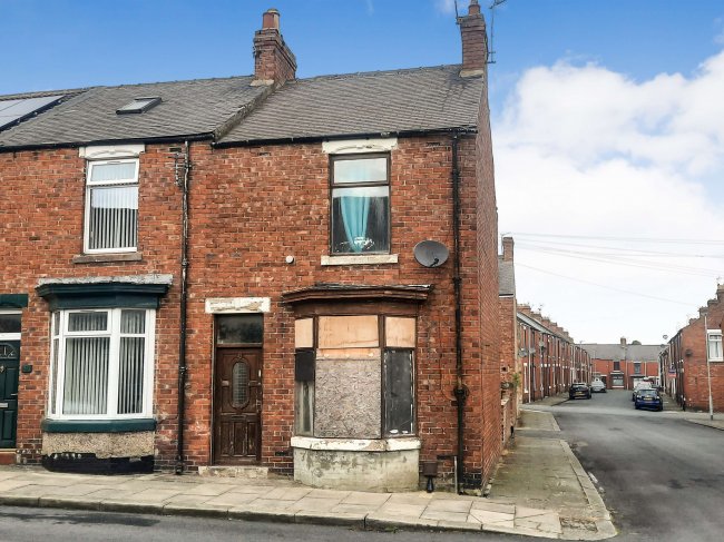 22 Regent Street, Shildon, DL4 1JL 1