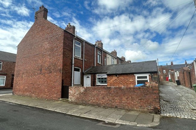 22 Regent Street, Shildon, DL4 1JL 1