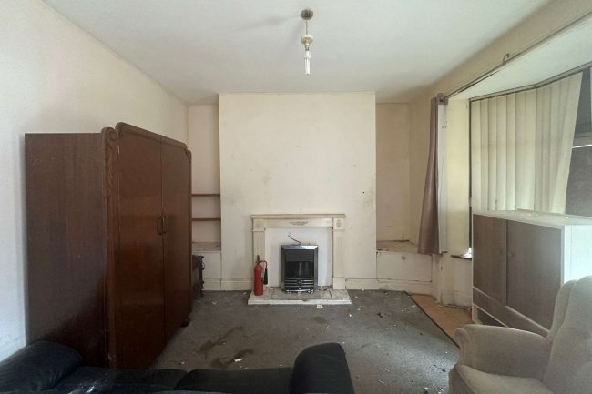 22 Regent Street, Shildon, DL4 1JL 1