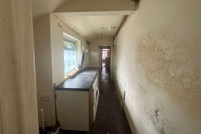 22 Regent Street, Shildon, DL4 1JL 1