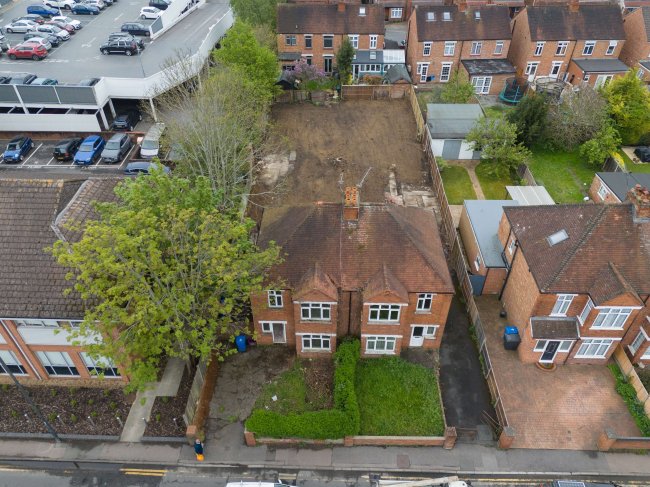 33/35 Forlease Road, Maidenhead SL6 1RX 3