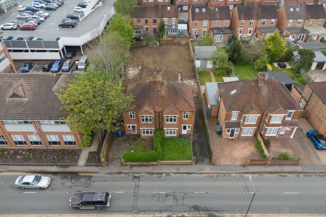 33/35 Forlease Road, Maidenhead SL6 1RX 3