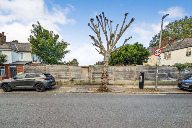 Land on the north west side of 211, Burntwood Lane, Earlsfield, London, SW17 0AL 5