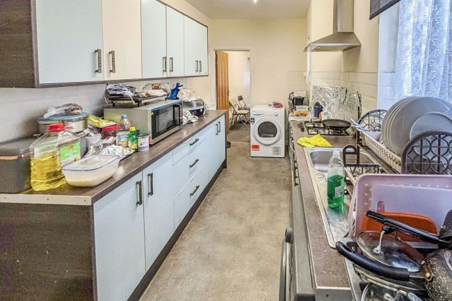 74 Hartington Road, Leicester, LE2 0GN 6