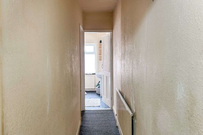 12 Bardolph Street, Leicester, LE4 6EF 7