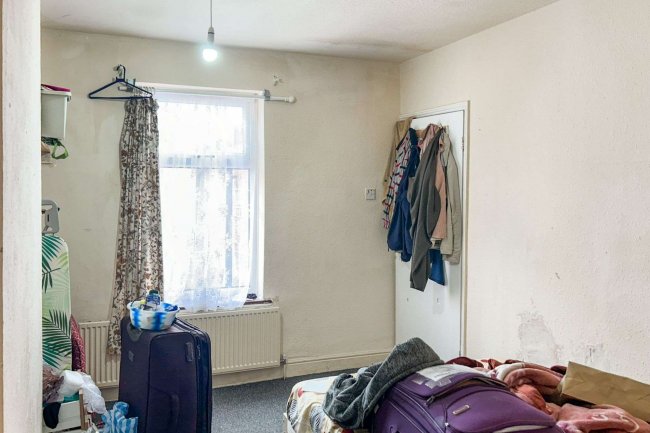 12 Bardolph Street, Leicester, LE4 6EF 7