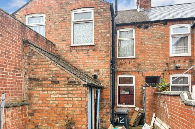 12 Bardolph Street, Leicester, LE4 6EF 7