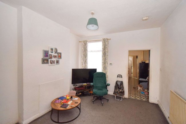 28 Olphin Street, Leicester, LE4 5HE 6