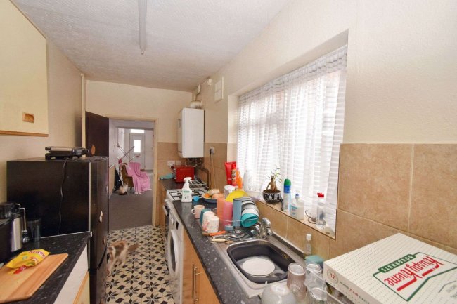 28 Olphin Street, Leicester, LE4 5HE 6