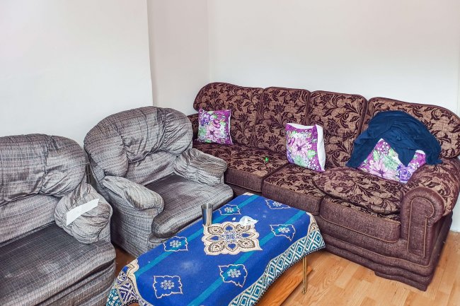 8 Gipsy Road, Leicester, LE4 6QH 1