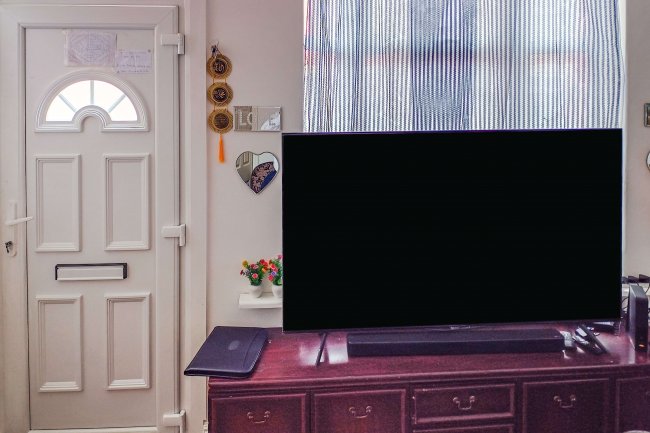 8 Gipsy Road, Leicester, LE4 6QH 1