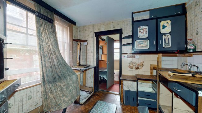 Ground Floor Flat 103 Grayshott Road, Battersea, London, SW11 5UD 4