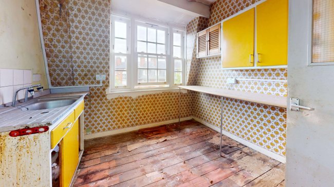 Flat 13 Block C Peabody Estate, Rodney Road, Elephant and Castle, London, SE17 1BE 1