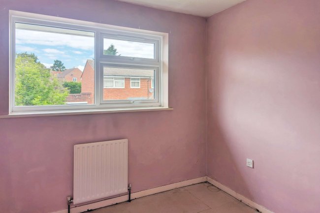 34 Lent Green Lane, Burnham, Slough, SL1 7AP 8