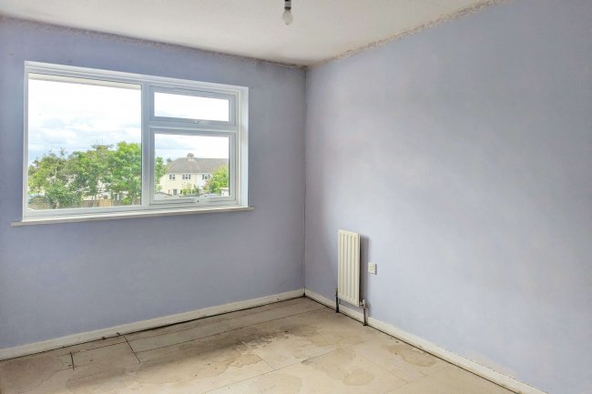 34 Lent Green Lane, Burnham, Slough, SL1 7AP 8